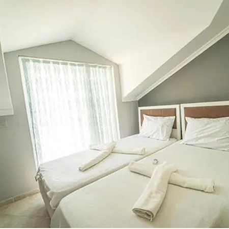 Letoon Homes בית נופש *