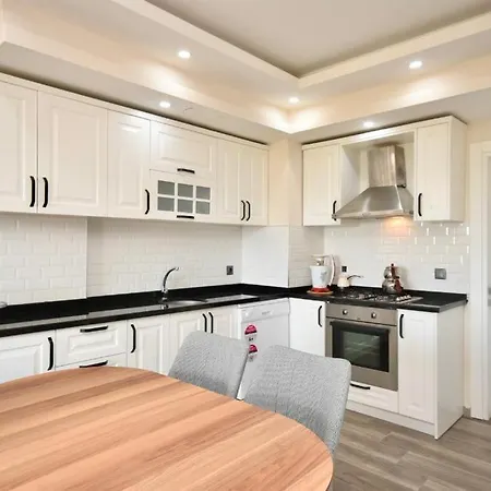 בית נופש Letoon Homes *